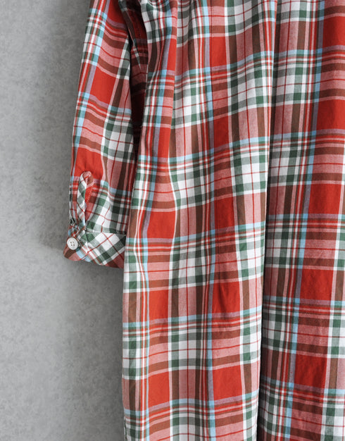 ツイルタータンのシャツワンピース